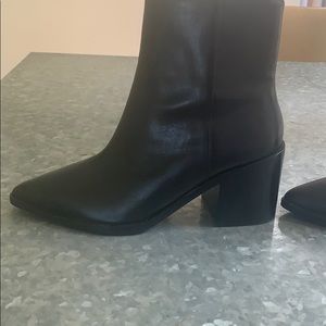 Chelsea boots with chunky heel